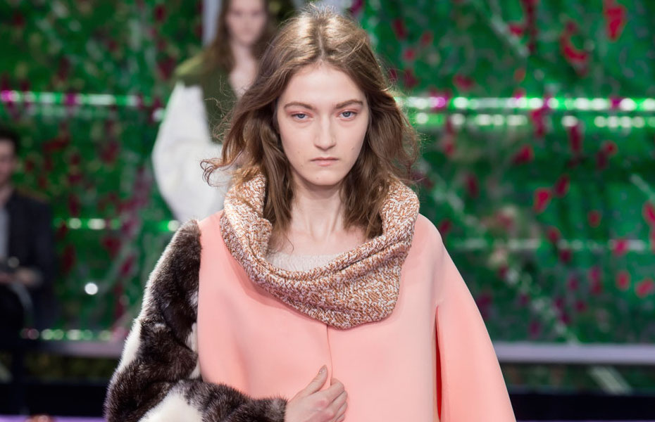 Christian Dior Alta Moda autunno inverno 2015-2016, tra semplicità e lusso