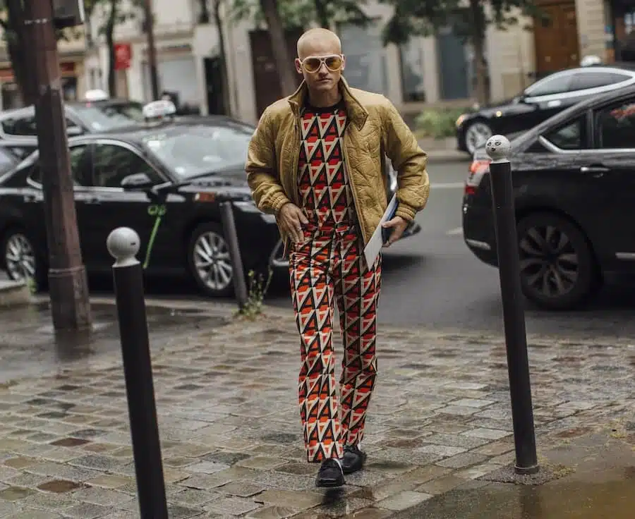 outfit street style uomo parigi.